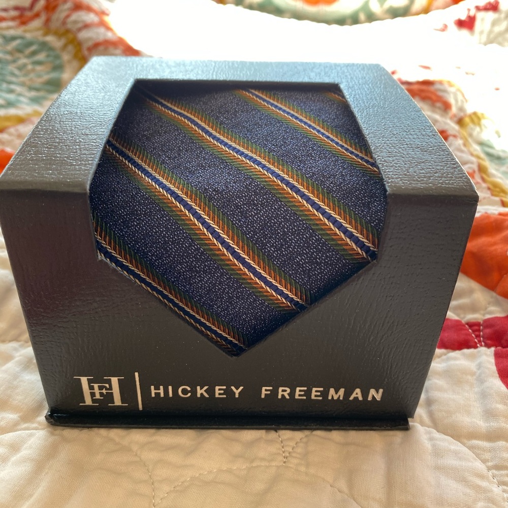 Hickey Freeman 100% silk tie